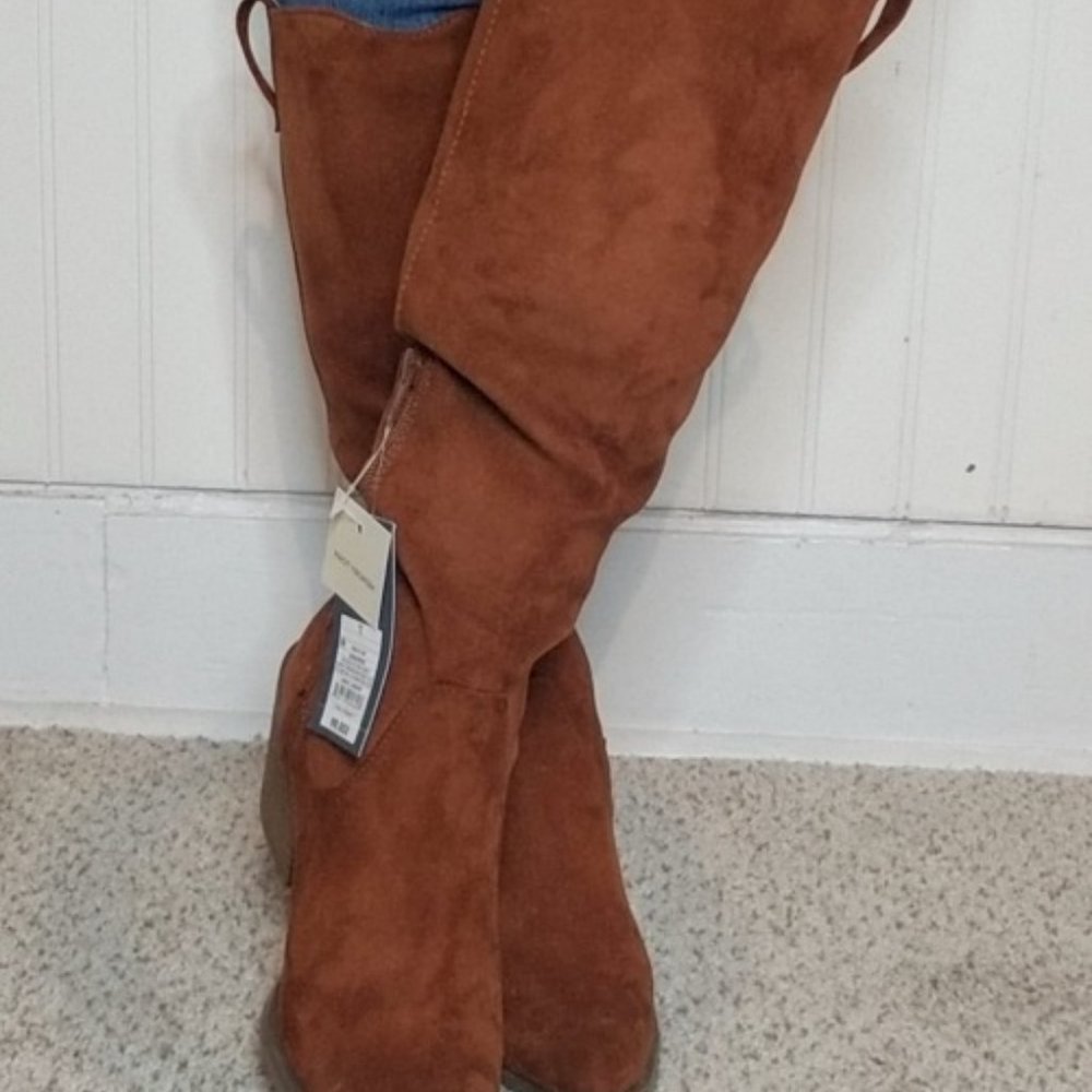 Women's Lainee Heeled Scrunch Fashion Boots Universal Thread brown/barb - Picture 2 of 16